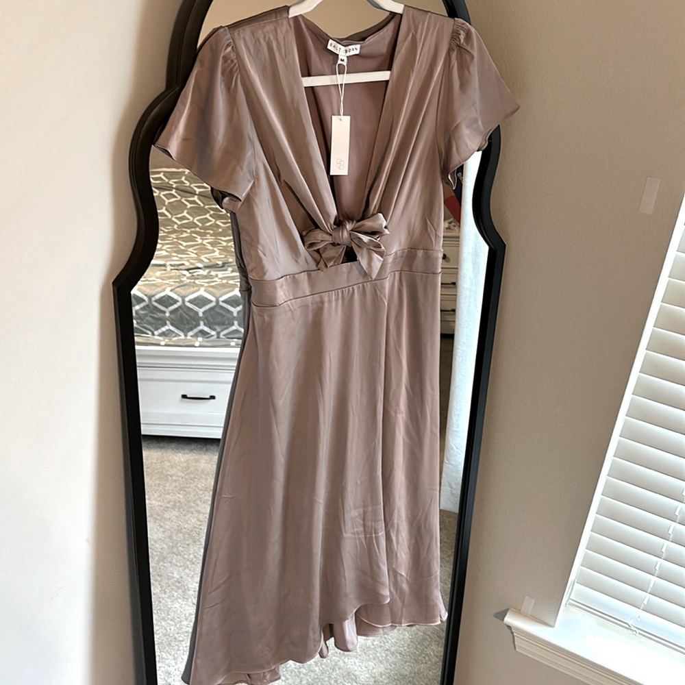 NWT Baltic Born Poppy Satin Midi Dress Color Autumn Orchid size Medium
